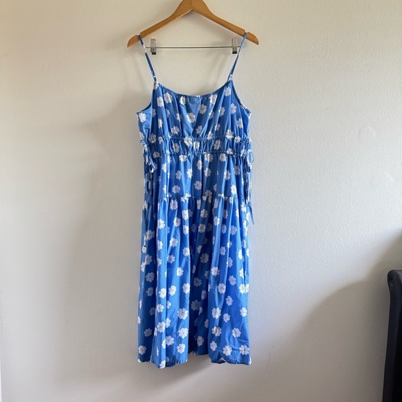 Universal Thread Cinched Waist Blue Floral Sun Dress Size Medium - Picture 7 of 14